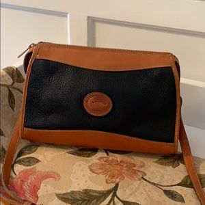 Dooney&Bourke shoulder bag- crossbody